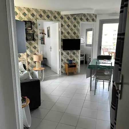 Apartment Face A La En Roussillon Canet-en-Roussillon