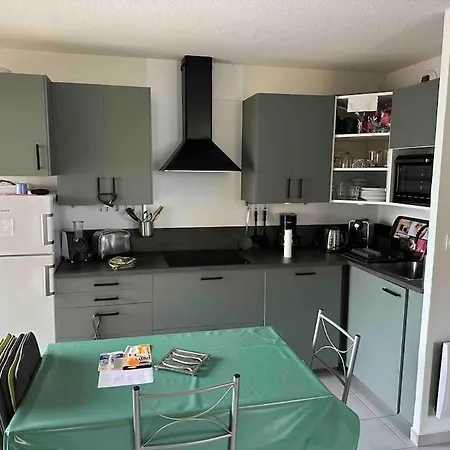 Face A La En Roussillon Appartement *